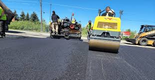 Best Driveway Grading and Leveling  in Riesel, TX